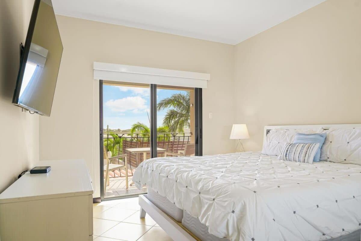 Wonder Apartment In Gold Coast With Private Pool Palm Beach Exterior photo